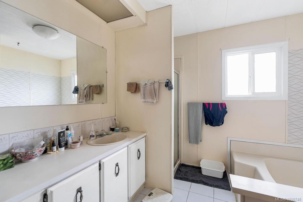 11090 Chemainus Rd, Saltair, BC