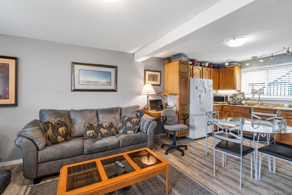 11090 Chemainus Rd, Saltair, BC