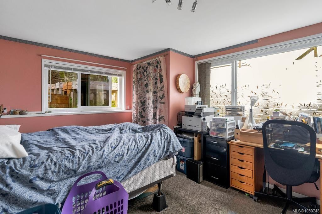 11090 Chemainus Rd, Saltair, BC