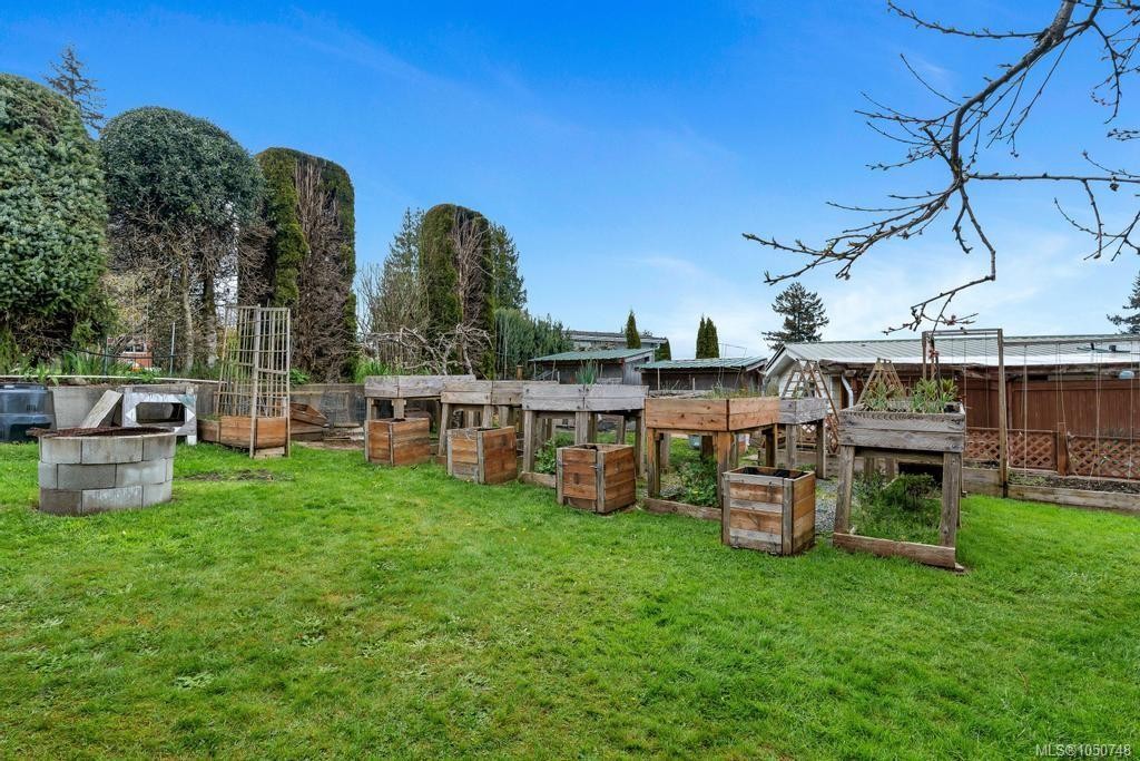 11090 Chemainus Rd, Saltair, BC