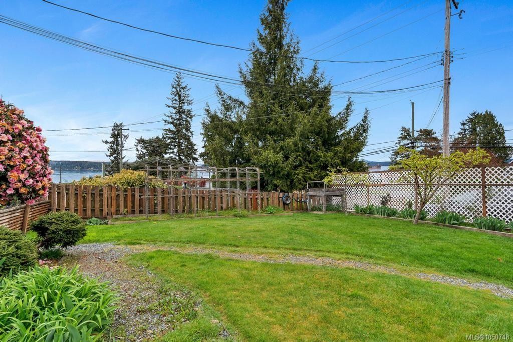 11090 Chemainus Rd, Saltair, BC