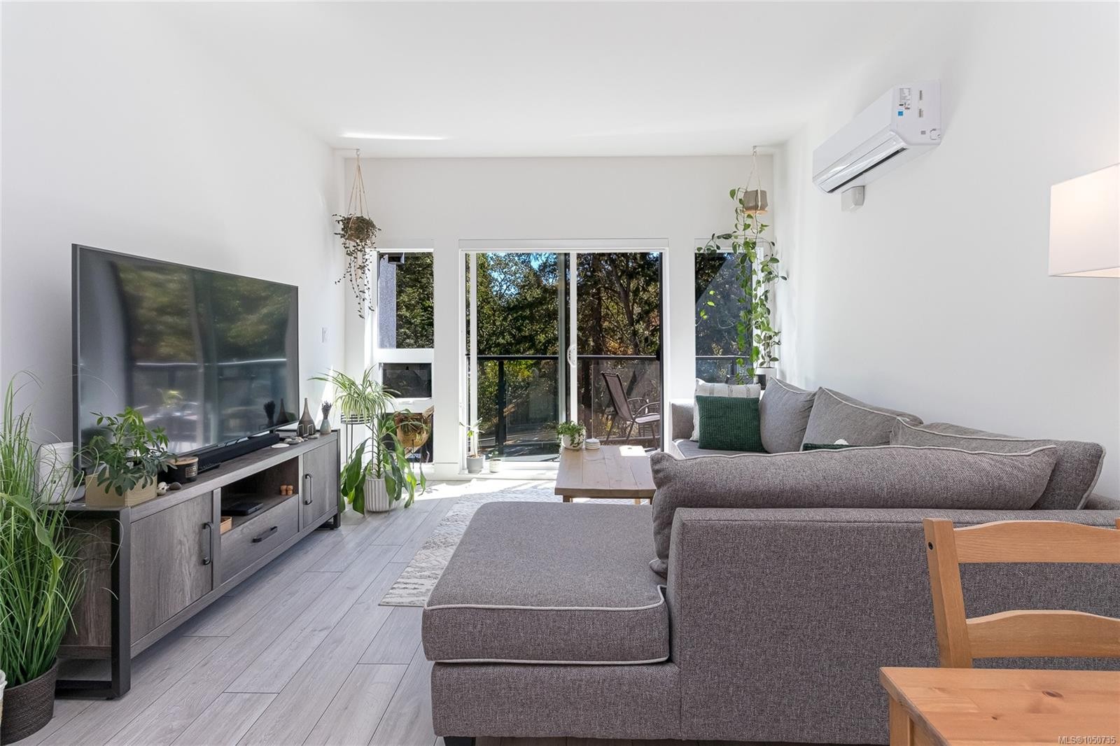 #312-991 Mckenzie Ave, Saanich, BC