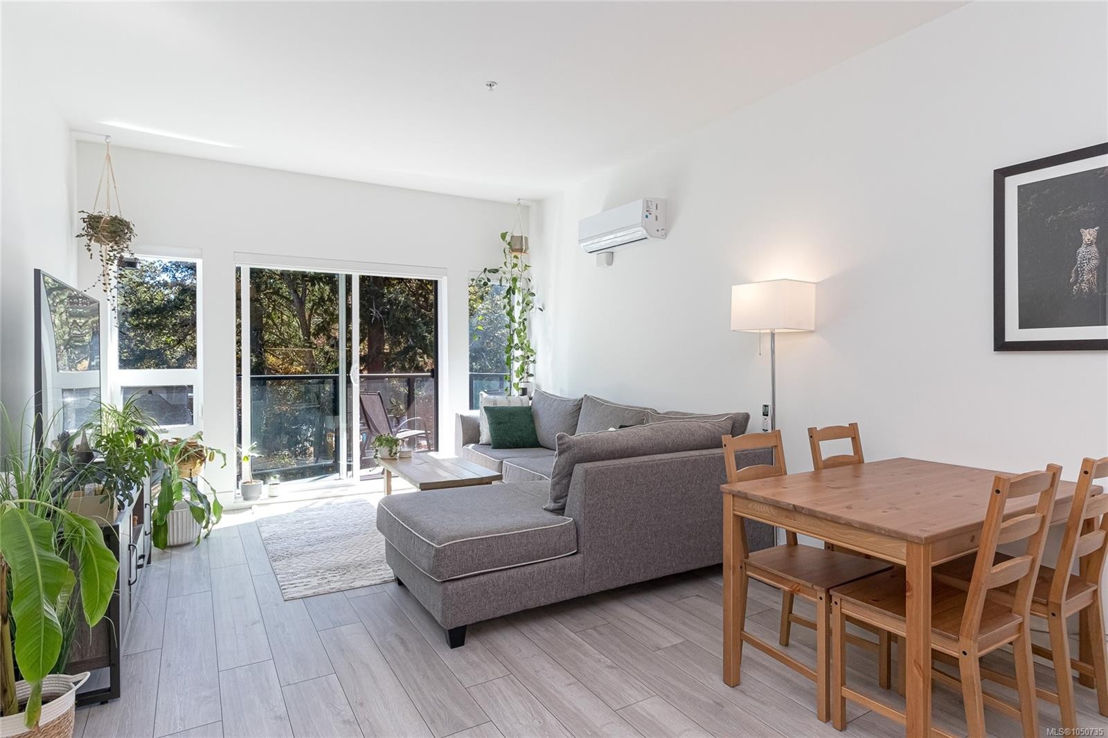 #312-991 Mckenzie Ave, Saanich, BC