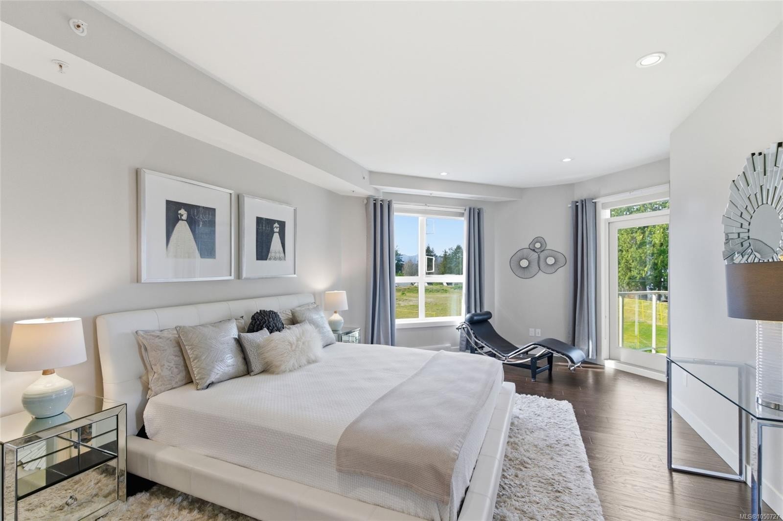 #204-439 College Rd, Qualicum Beach, BC