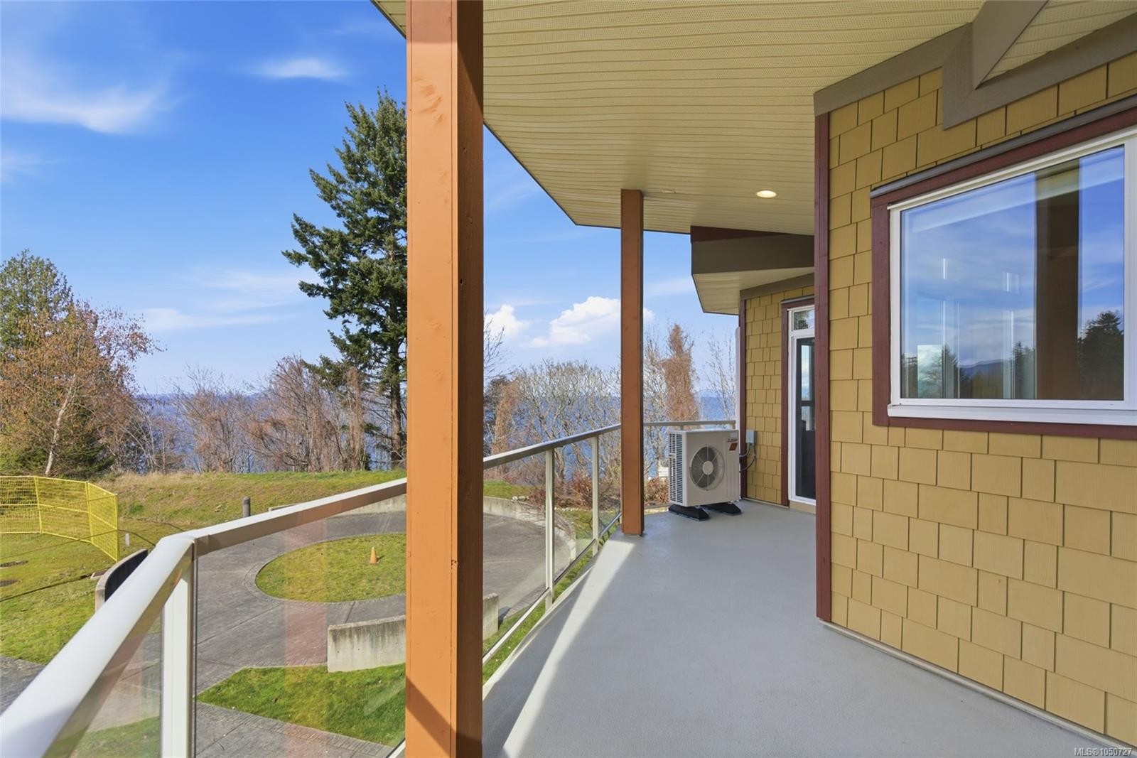 #204-439 College Rd, Qualicum Beach, BC