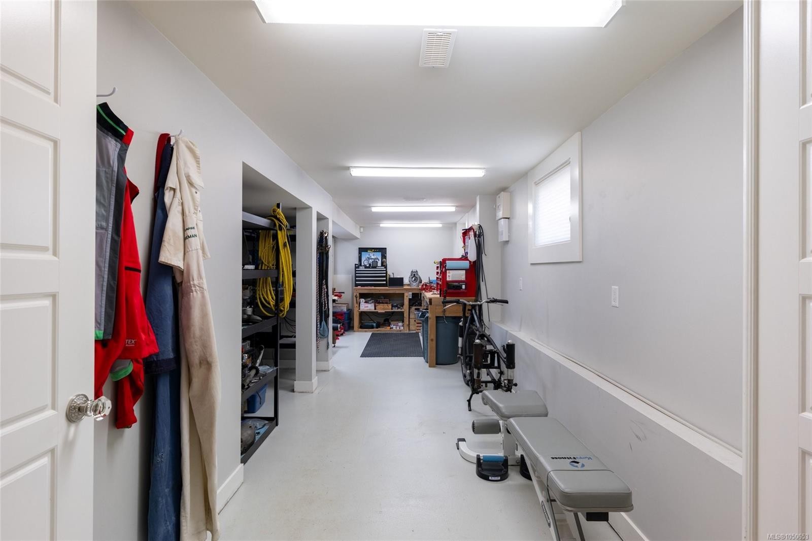 1033 Monterey Ave, Oak Bay, BC