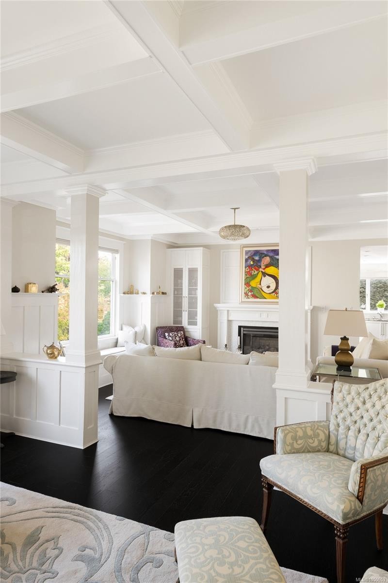 1033 Monterey Ave, Oak Bay, BC