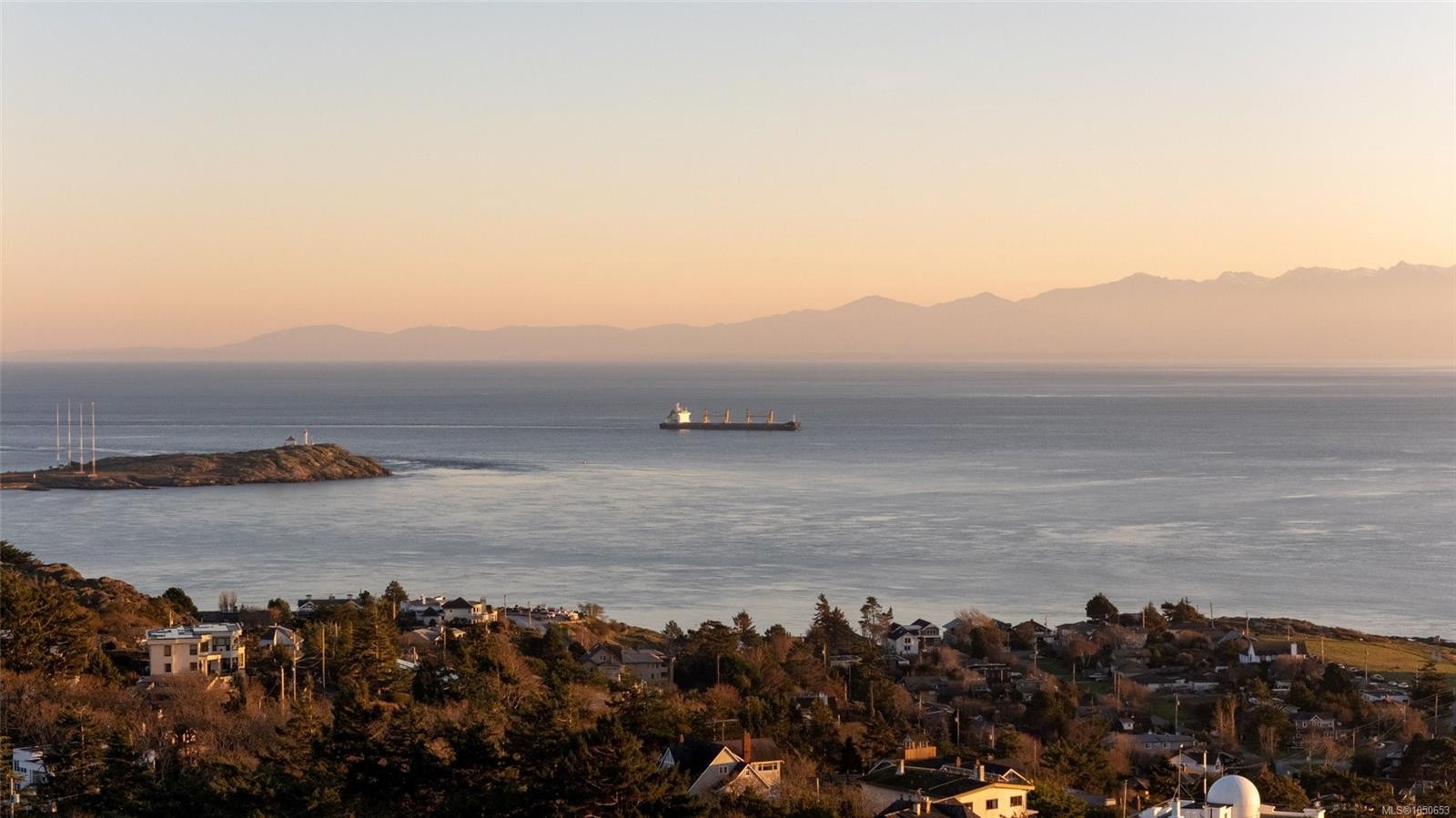 1033 Monterey Ave, Oak Bay, BC