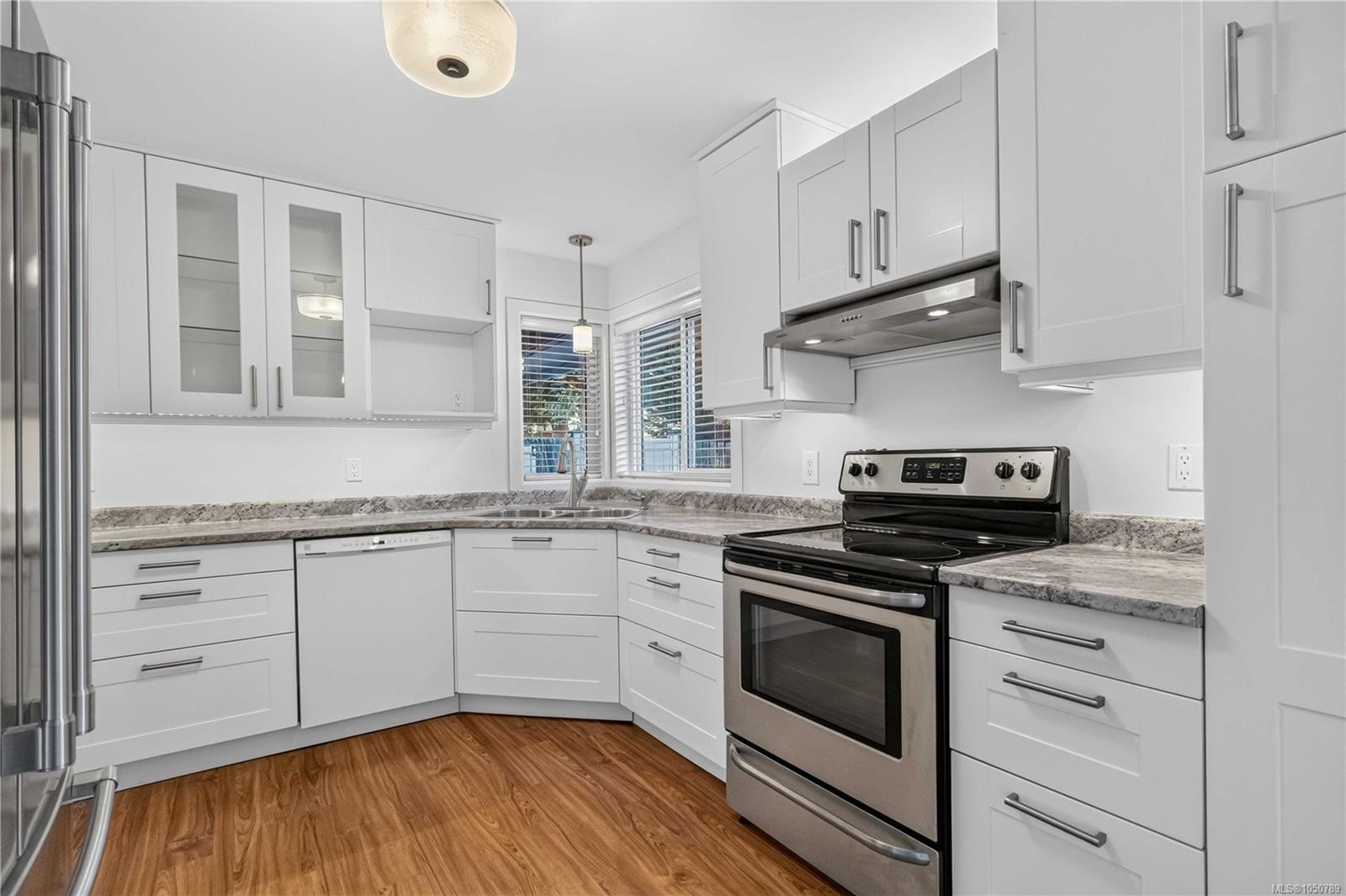 #9-3966 Cedar Hill Cross Rd, Saanich, BC