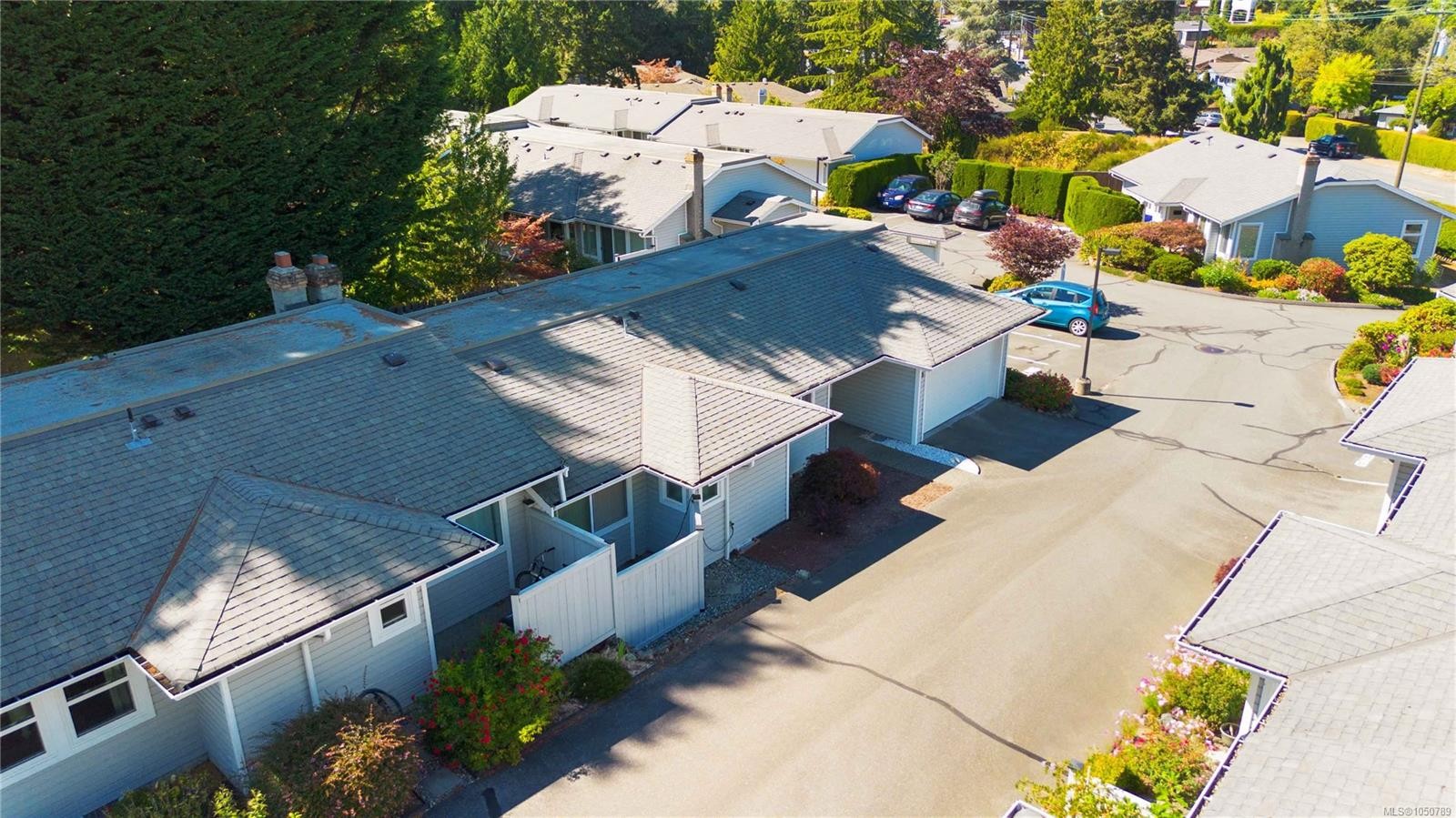 #9-3966 Cedar Hill Cross Rd, Saanich, BC
