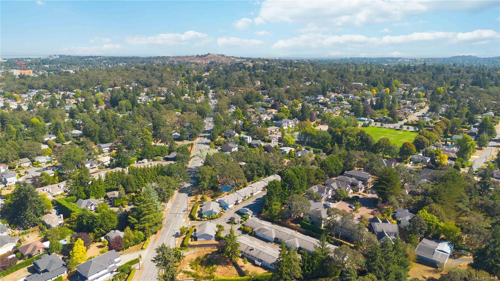 #9-3966 Cedar Hill Cross Rd, Saanich, BC