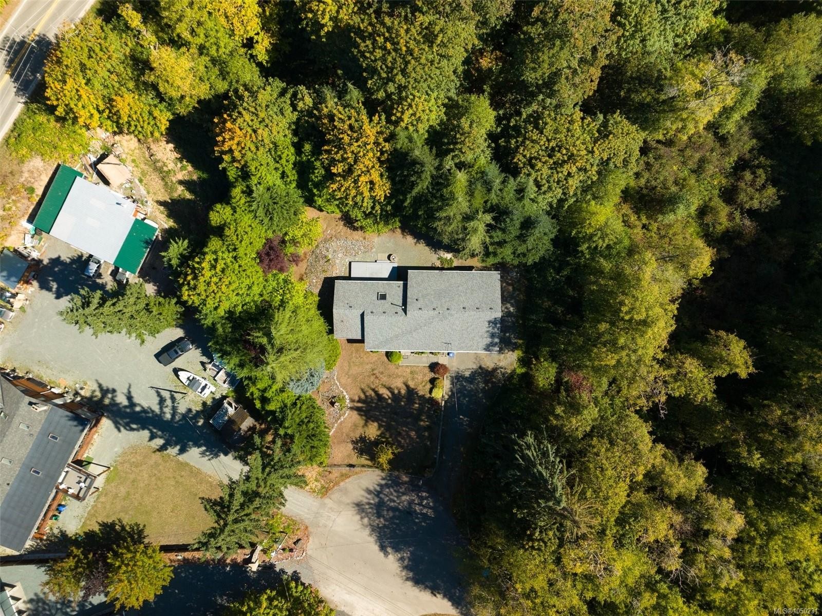 8133 Miracle Close, Youbou, BC