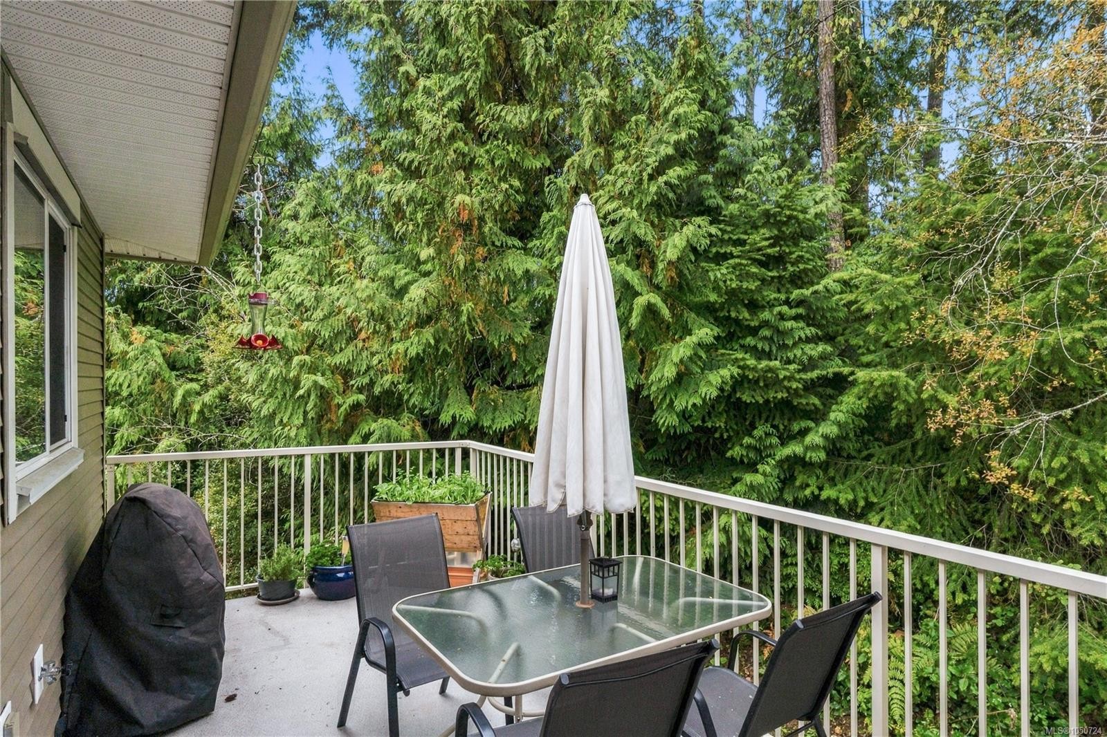 #110-813 Oakhills Vista, Nanaimo, BC