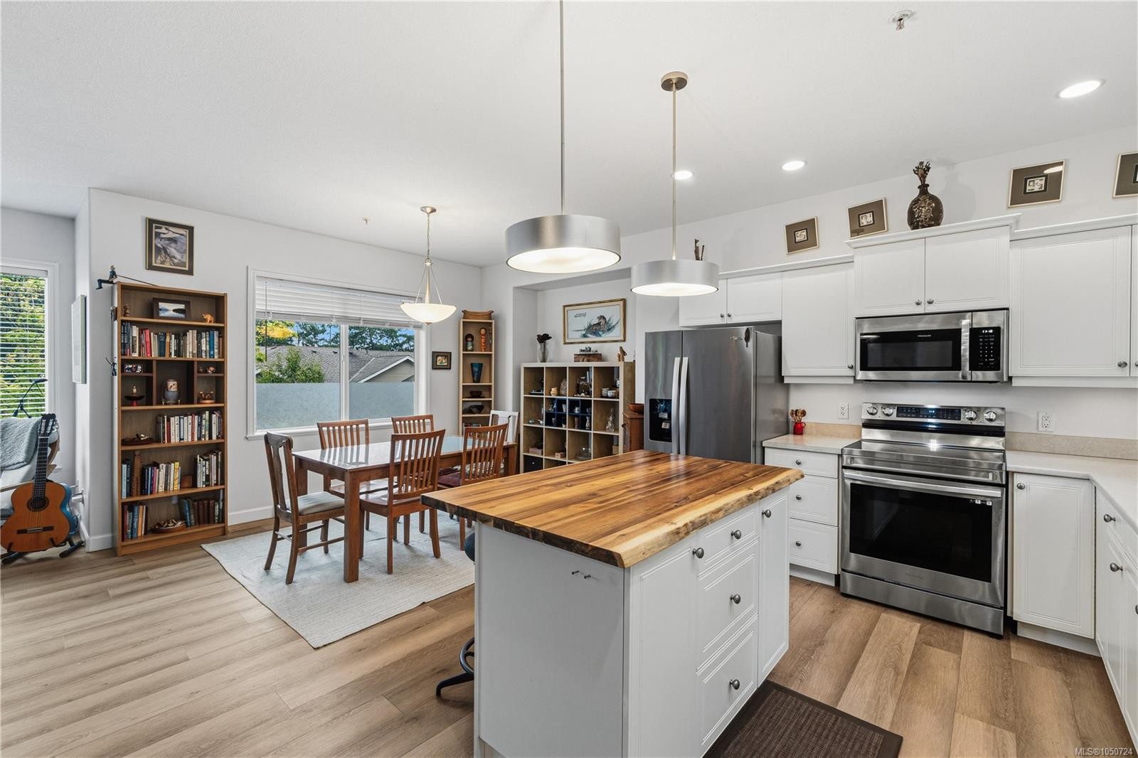 #110-813 Oakhills Vista, Nanaimo, BC