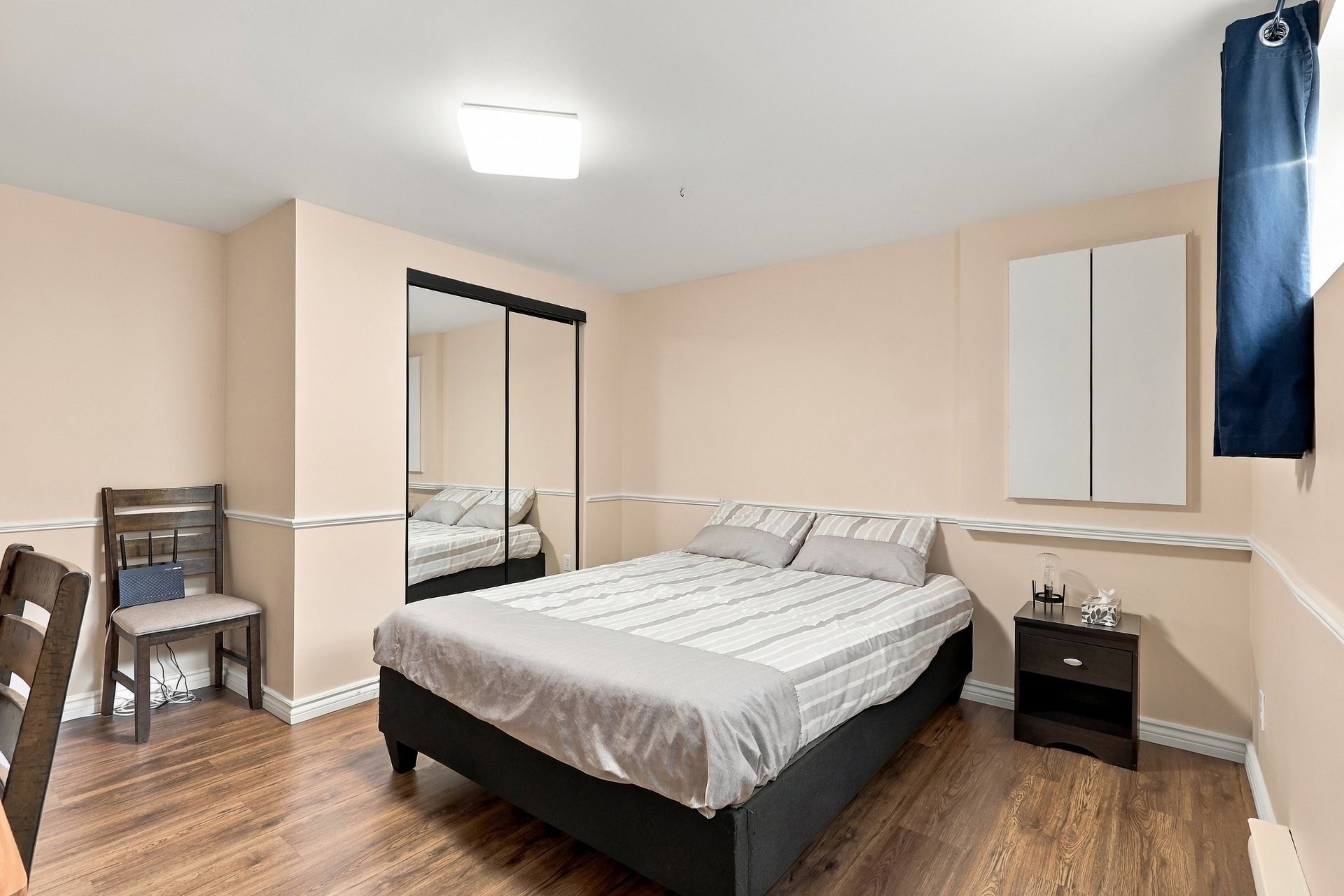 Bedroom - 6343 Rue Antoine-Manseau, Longueuil (Saint-Hubert), QC