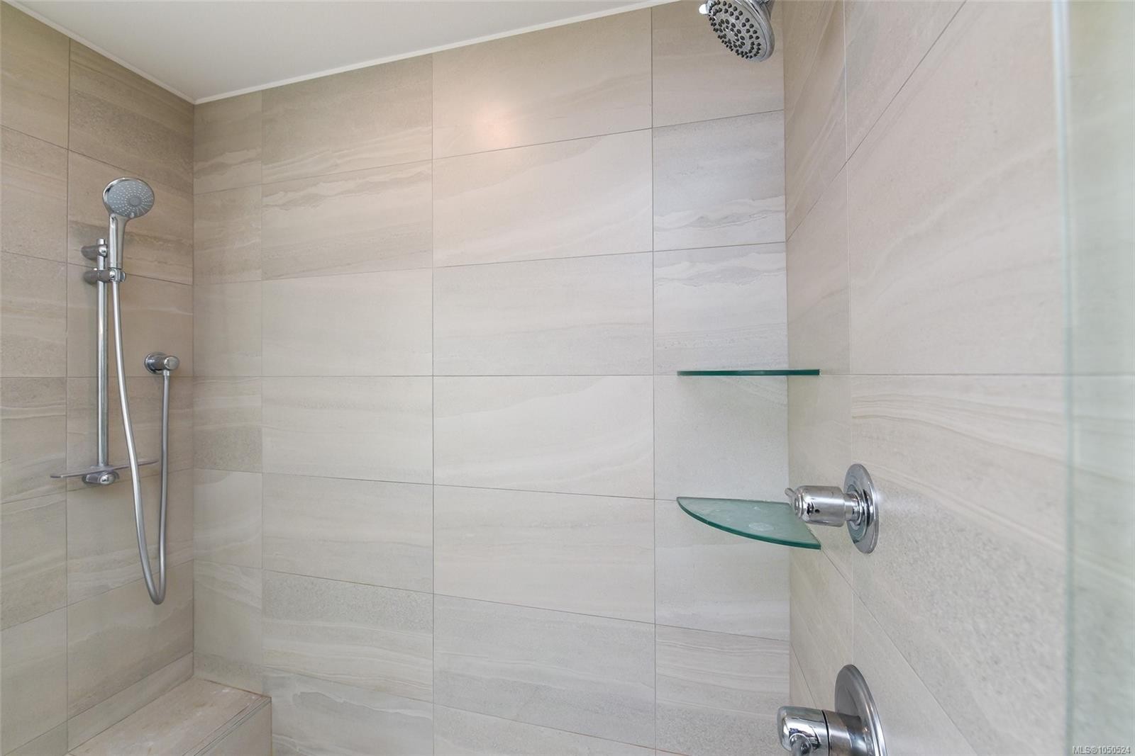 1530 Grayling Dr, Comox, BC