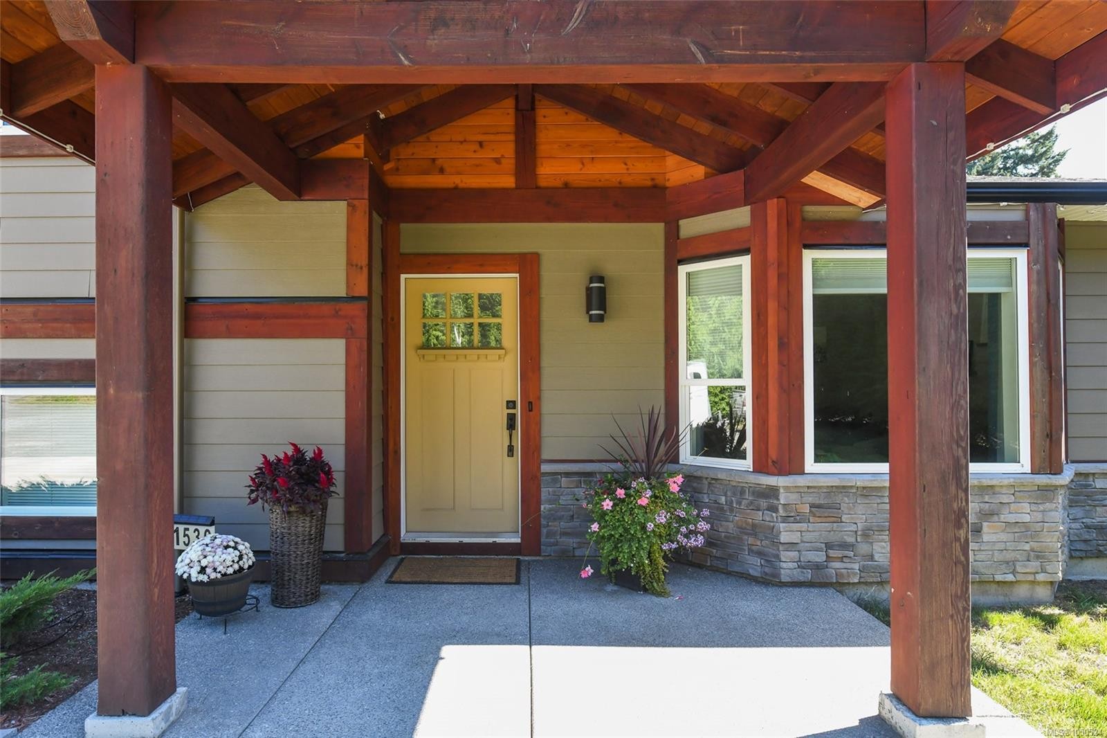 1530 Grayling Dr, Comox, BC