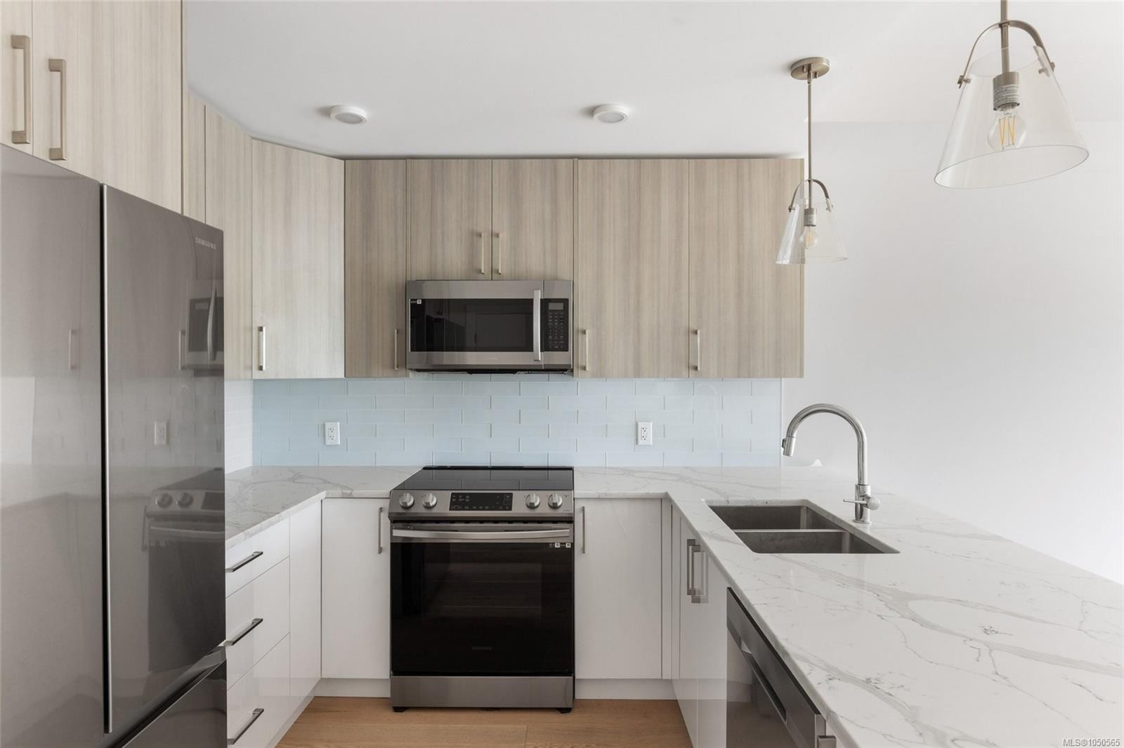 #306-7098 Wallace Dr, Central Saanich, BC