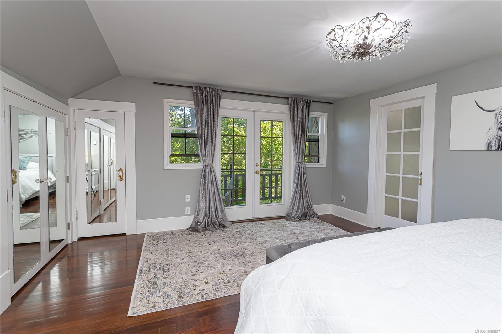 875 Richmond Ave, Victoria, BC