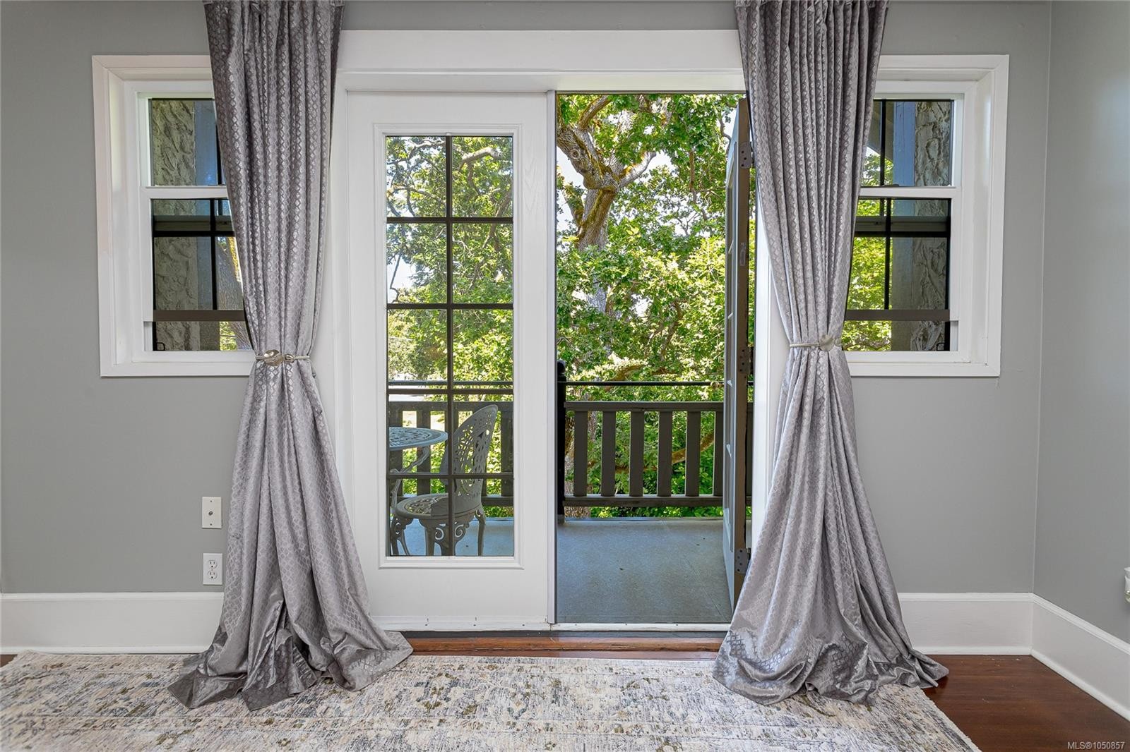 875 Richmond Ave, Victoria, BC
