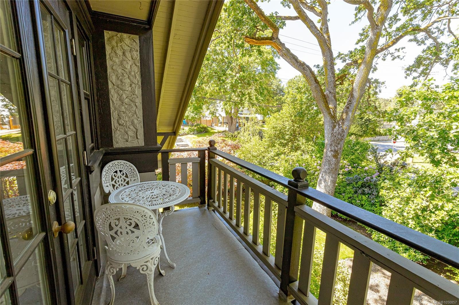 875 Richmond Ave, Victoria, BC