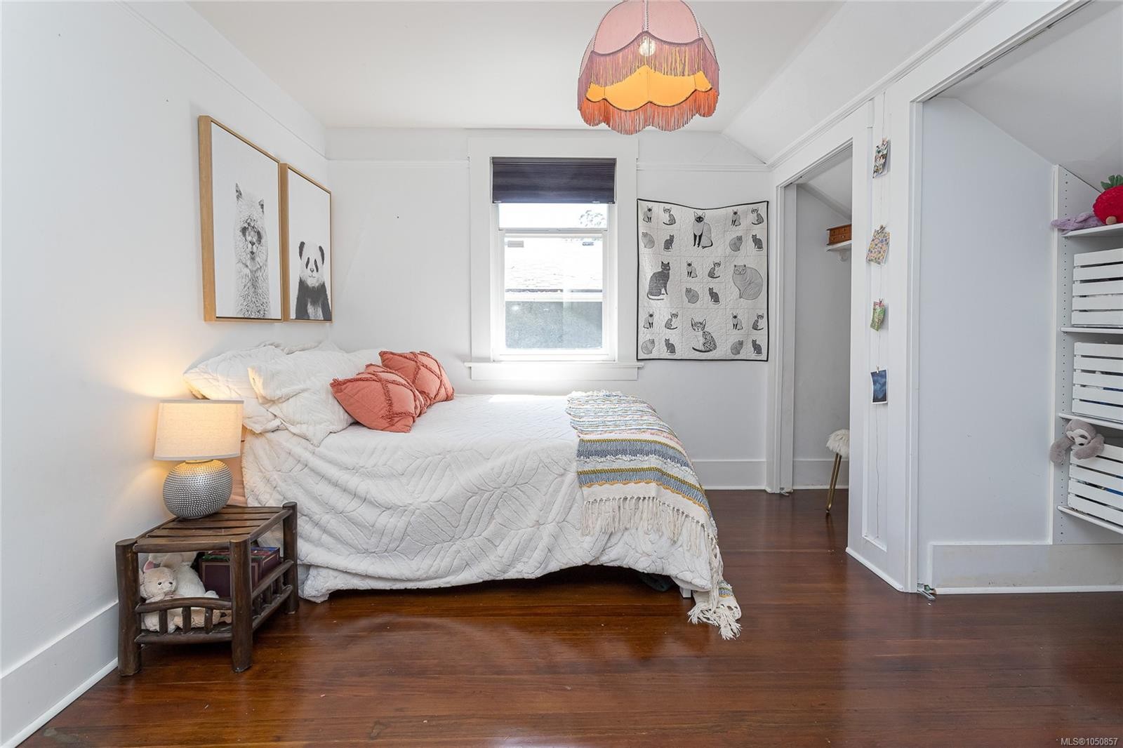 875 Richmond Ave, Victoria, BC