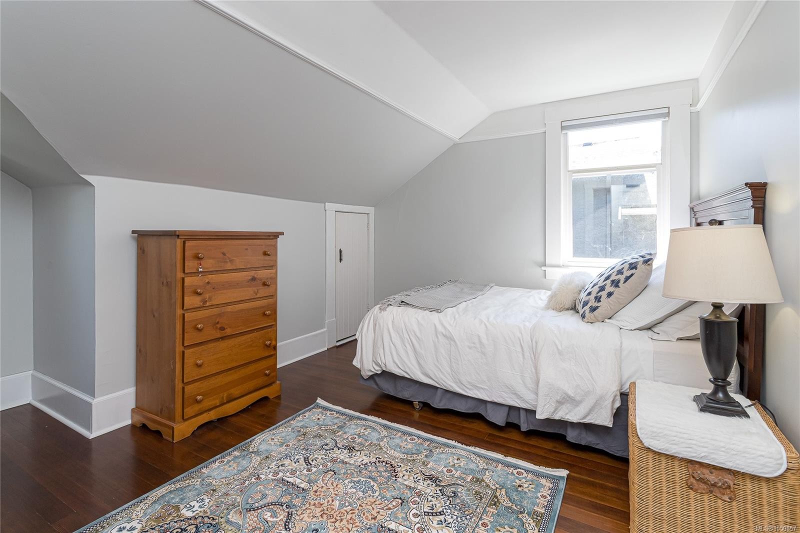 875 Richmond Ave, Victoria, BC
