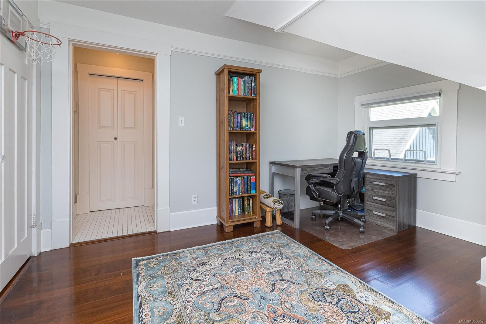 875 Richmond Ave, Victoria, BC