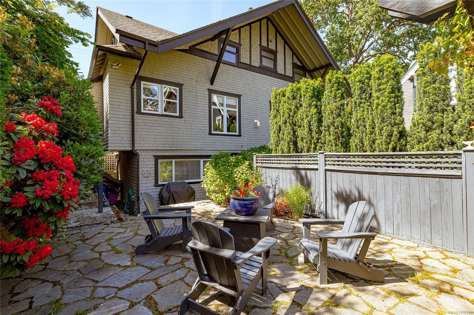 875 Richmond Ave, Victoria, BC