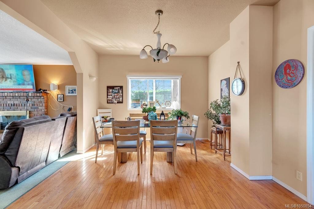 275 Bayview Ave, Ladysmith, BC