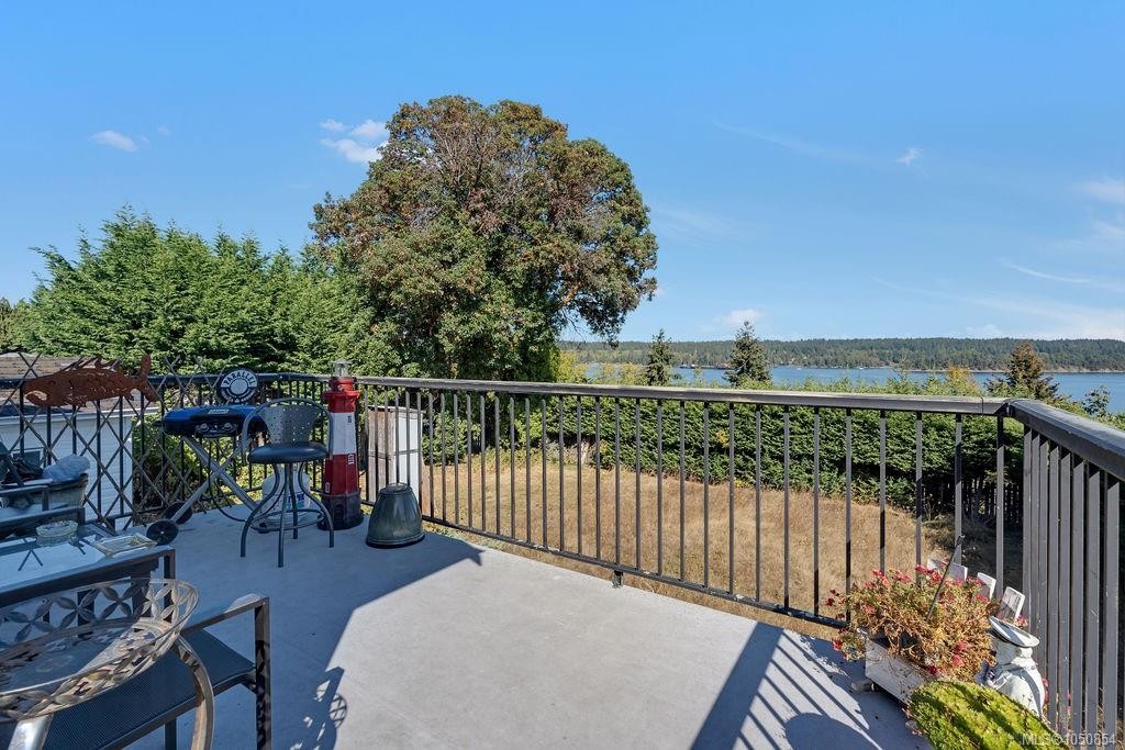 275 Bayview Ave, Ladysmith, BC