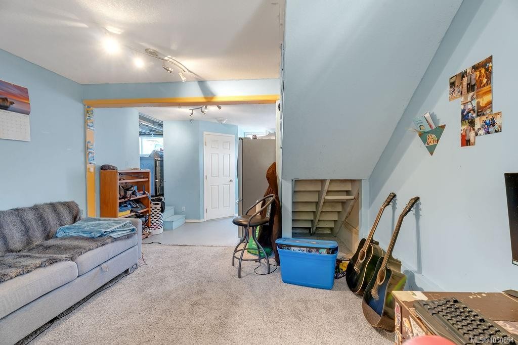 275 Bayview Ave, Ladysmith, BC