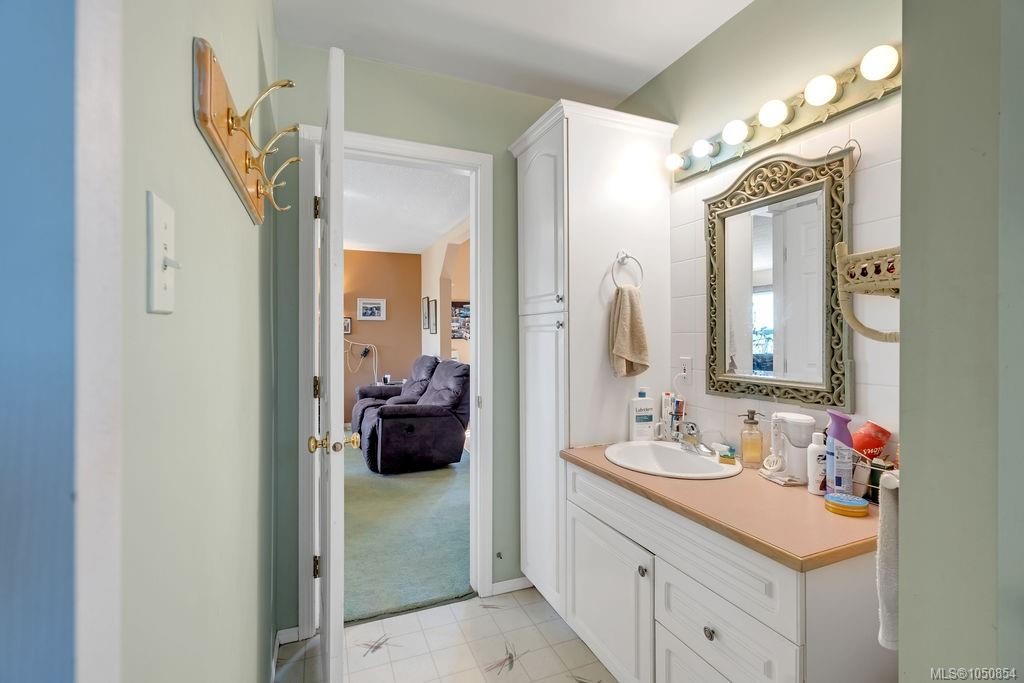 275 Bayview Ave, Ladysmith, BC