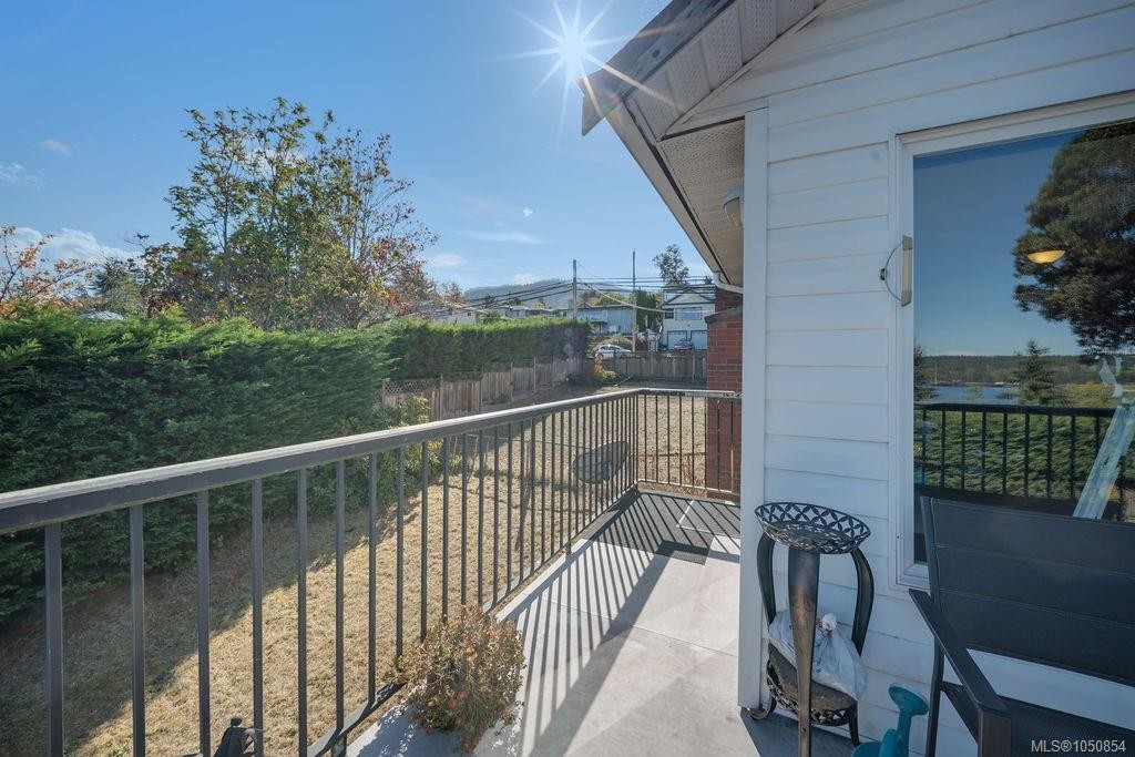 275 Bayview Ave, Ladysmith, BC