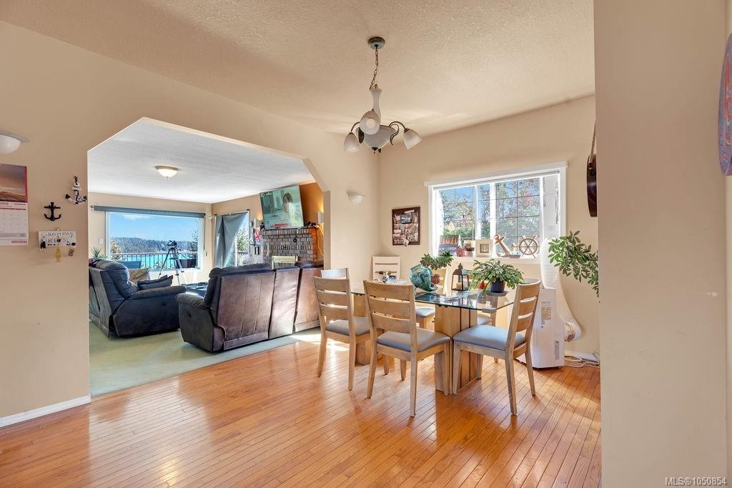 275 Bayview Ave, Ladysmith, BC