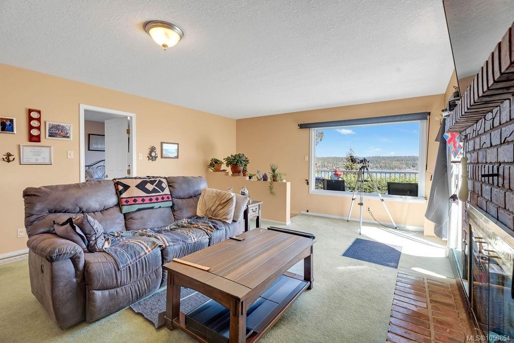 275 Bayview Ave, Ladysmith, BC