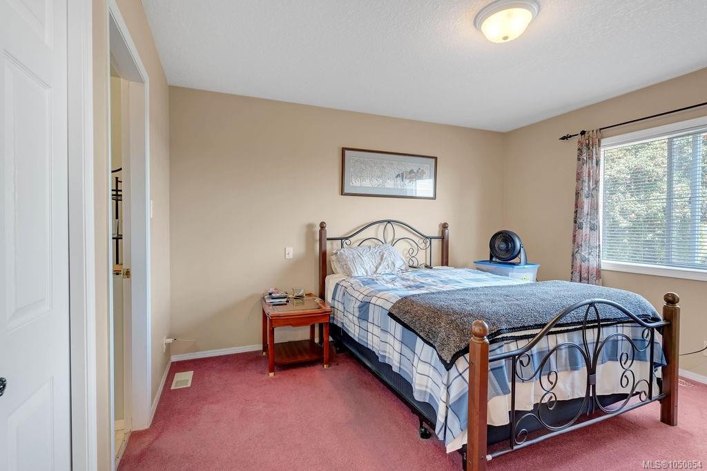 275 Bayview Ave, Ladysmith, BC