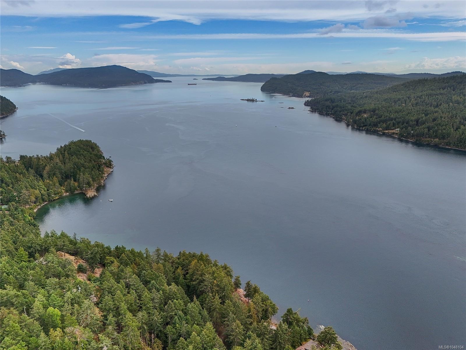 470 Heck Hill Rd, Mayne Island, BC