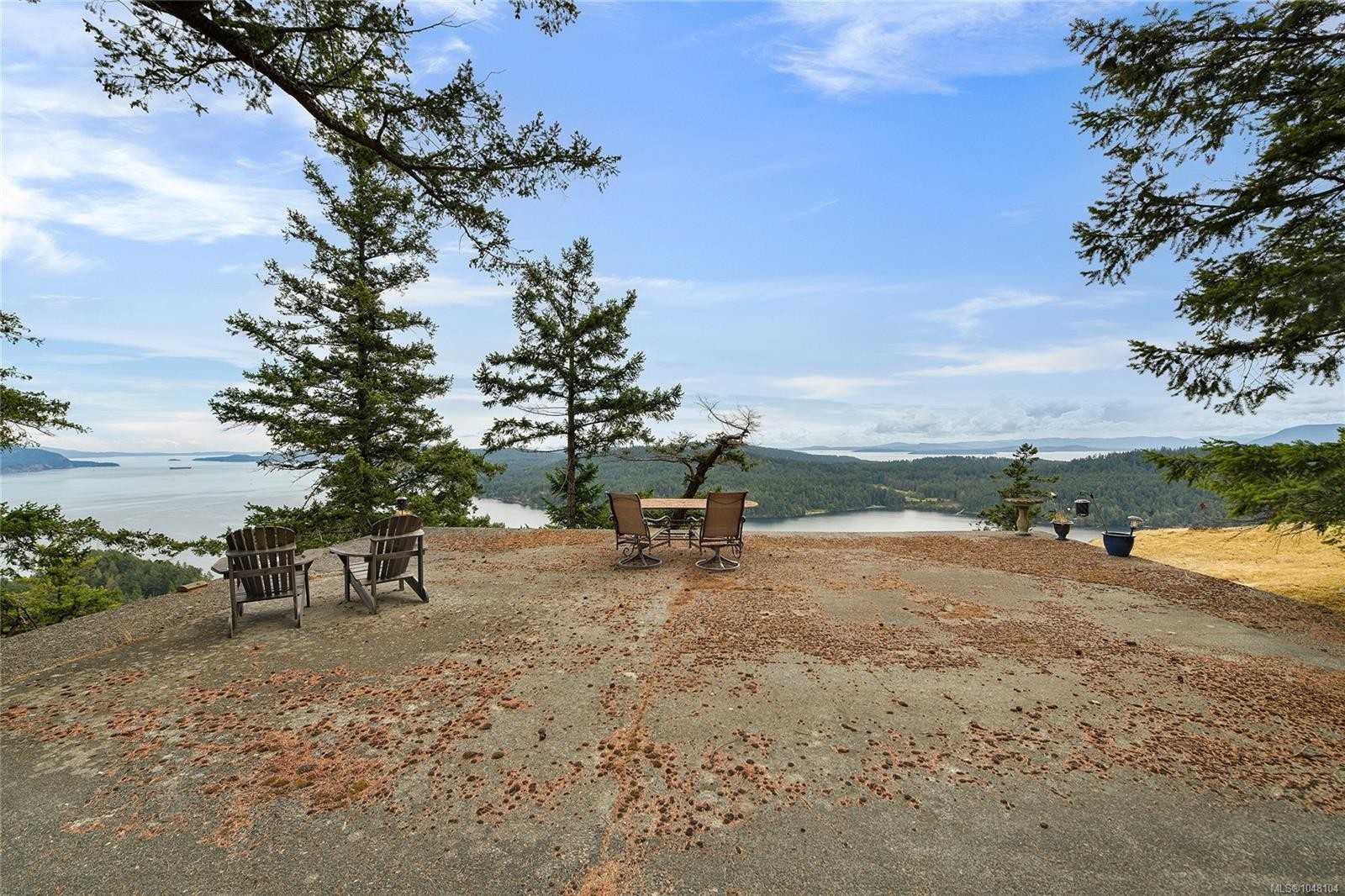 470 Heck Hill Rd, Mayne Island, BC