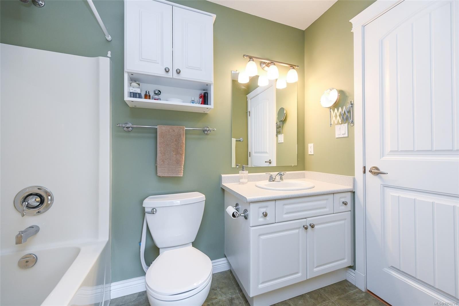 2237 Neptune Way, Comox, BC