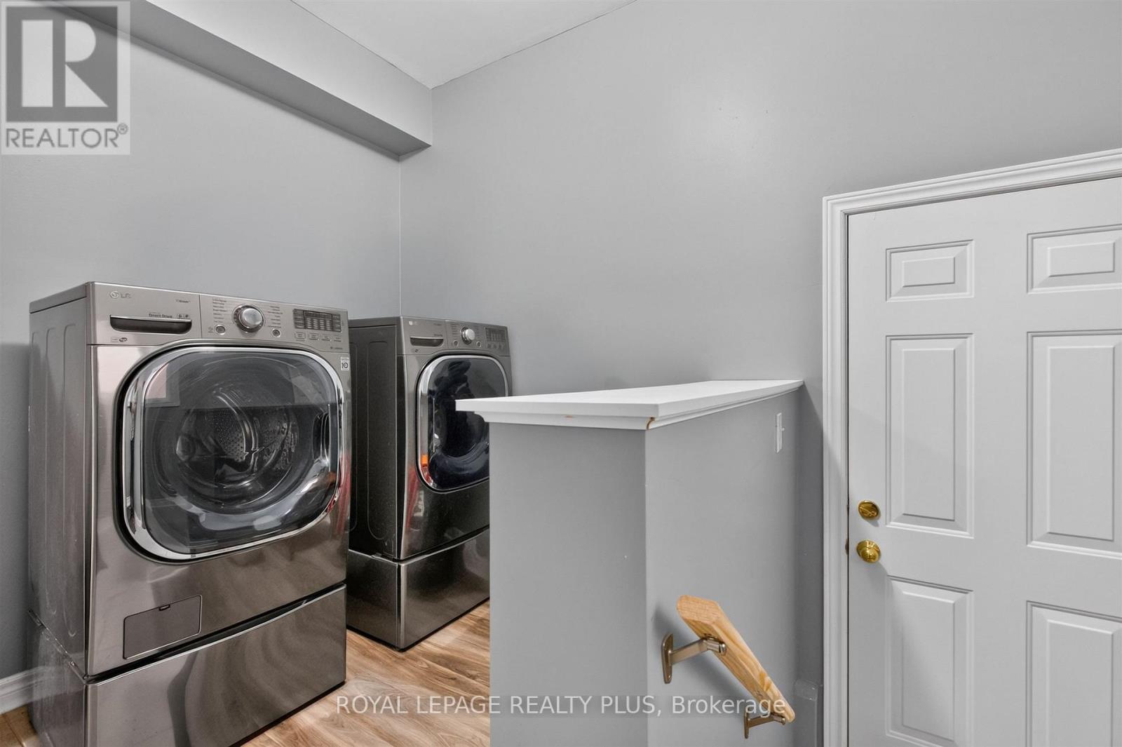 6322 Lisgar Drive, Mississauga, ON