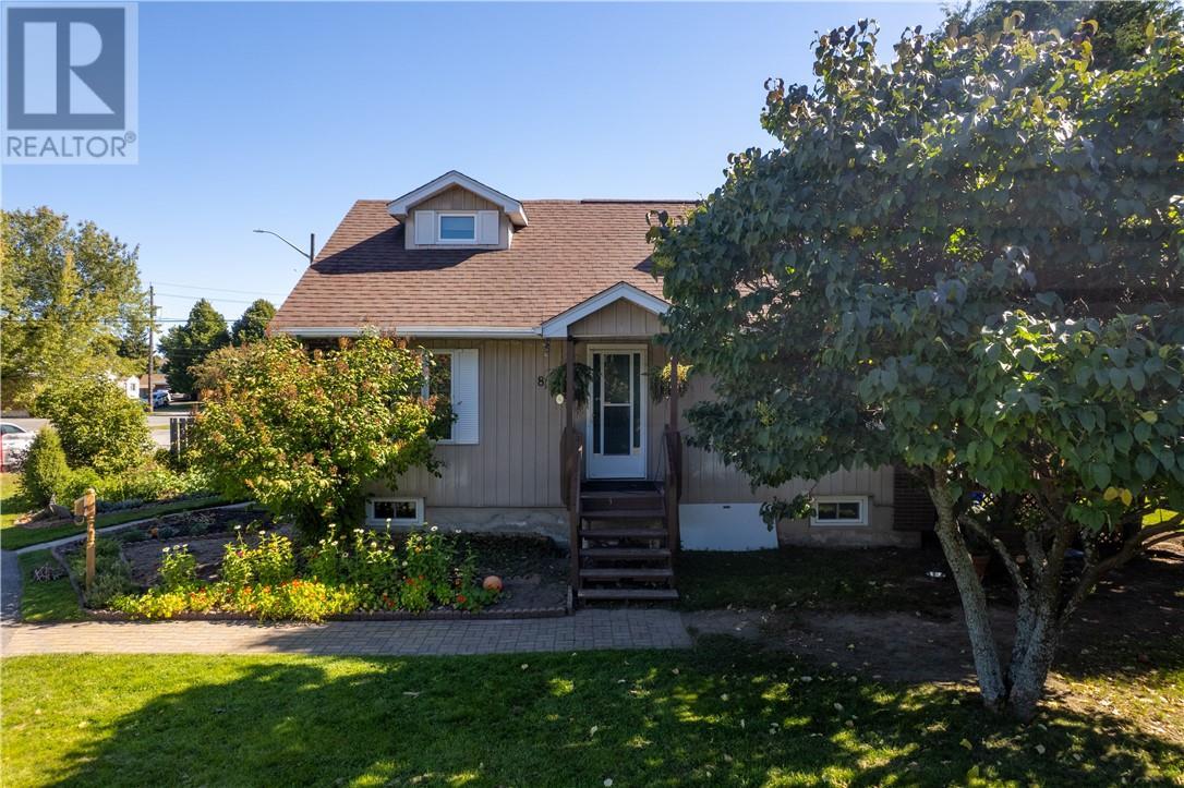 816 Danforth Avenue, Sudbury, ON