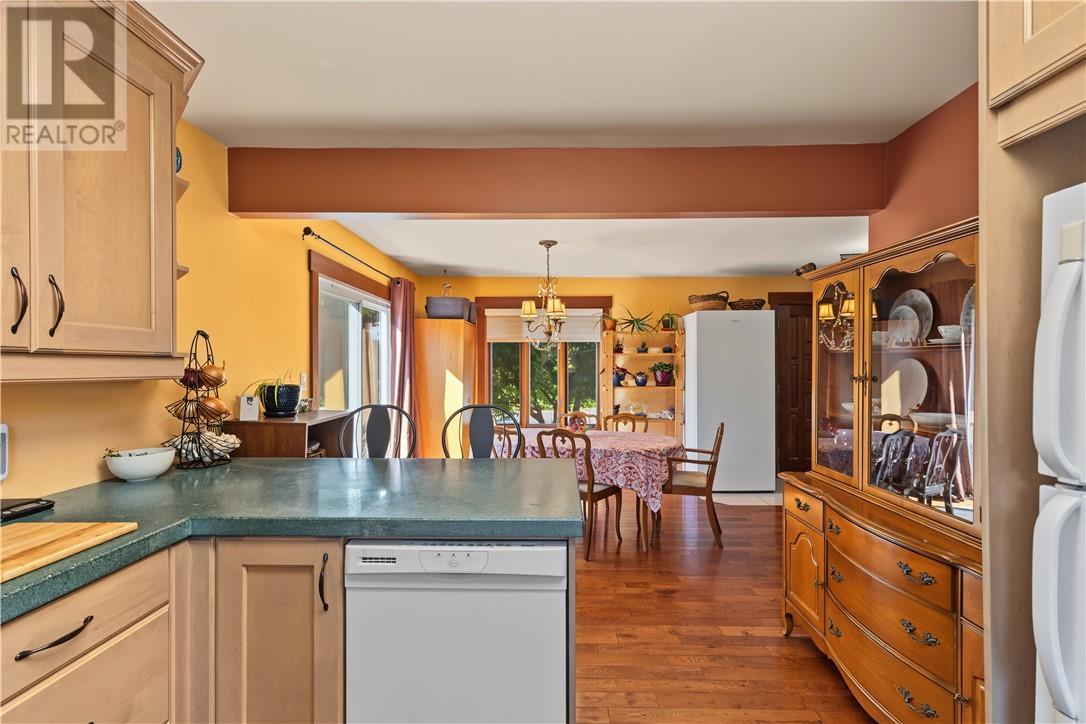 816 Danforth Avenue, Sudbury, ON