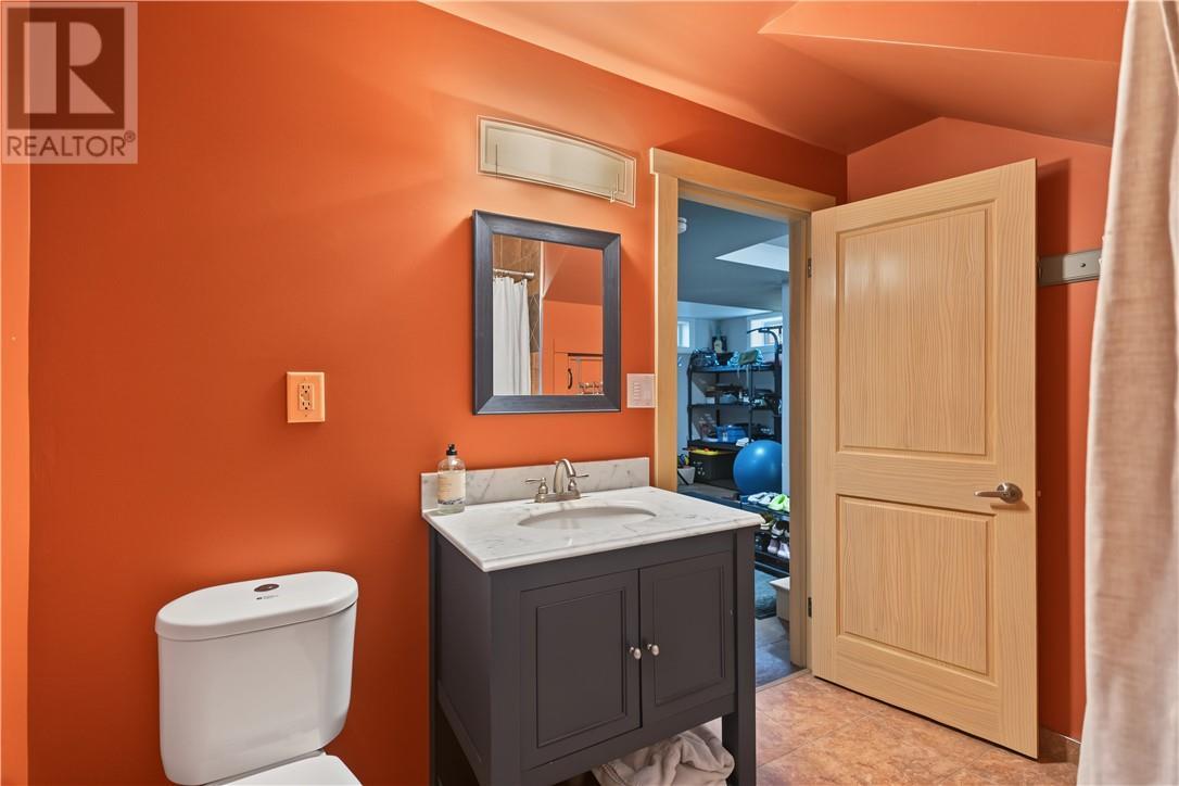 816 Danforth Avenue, Sudbury, ON