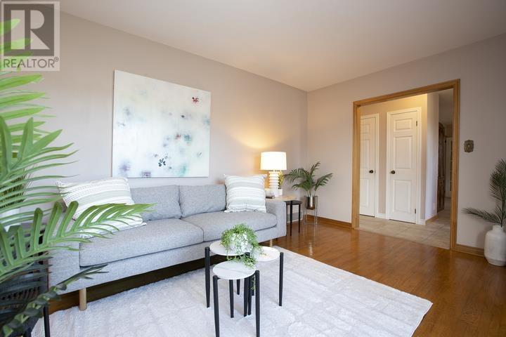 403 Sydenham Rd, Sault Ste. Marie, ON