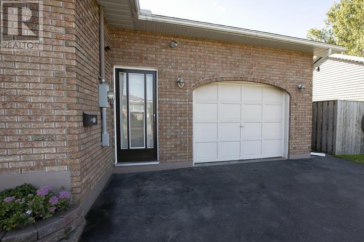 403 Sydenham Rd, Sault Ste. Marie, ON