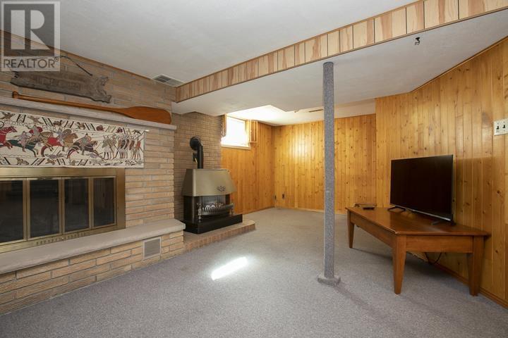 403 Sydenham Rd, Sault Ste. Marie, ON
