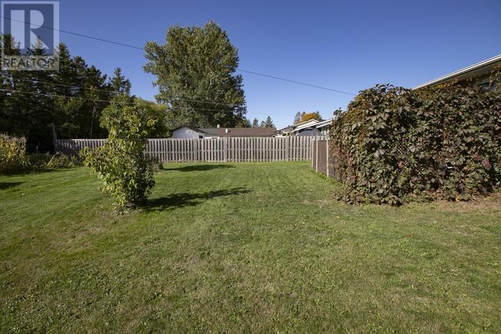 403 Sydenham Rd, Sault Ste. Marie, ON
