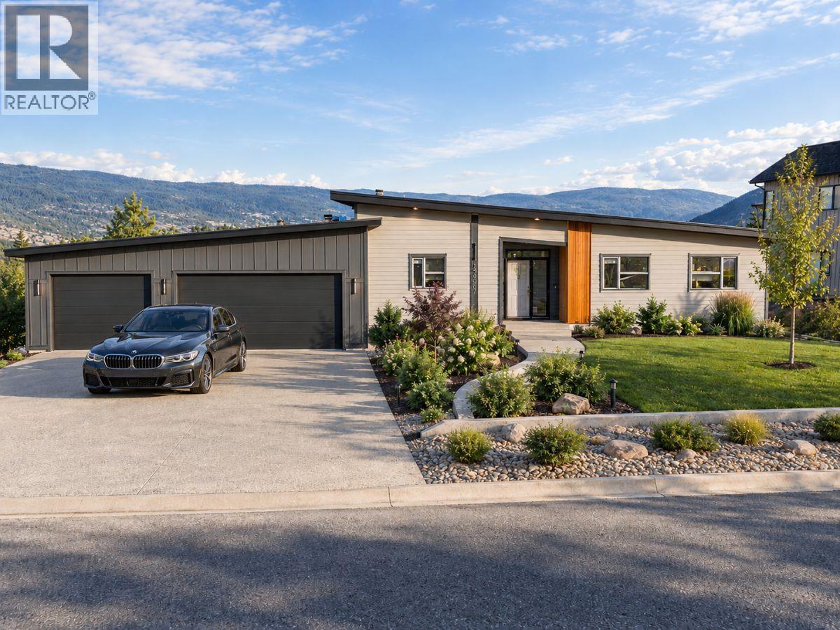 17587 Sanborn Street, Summerland, BC