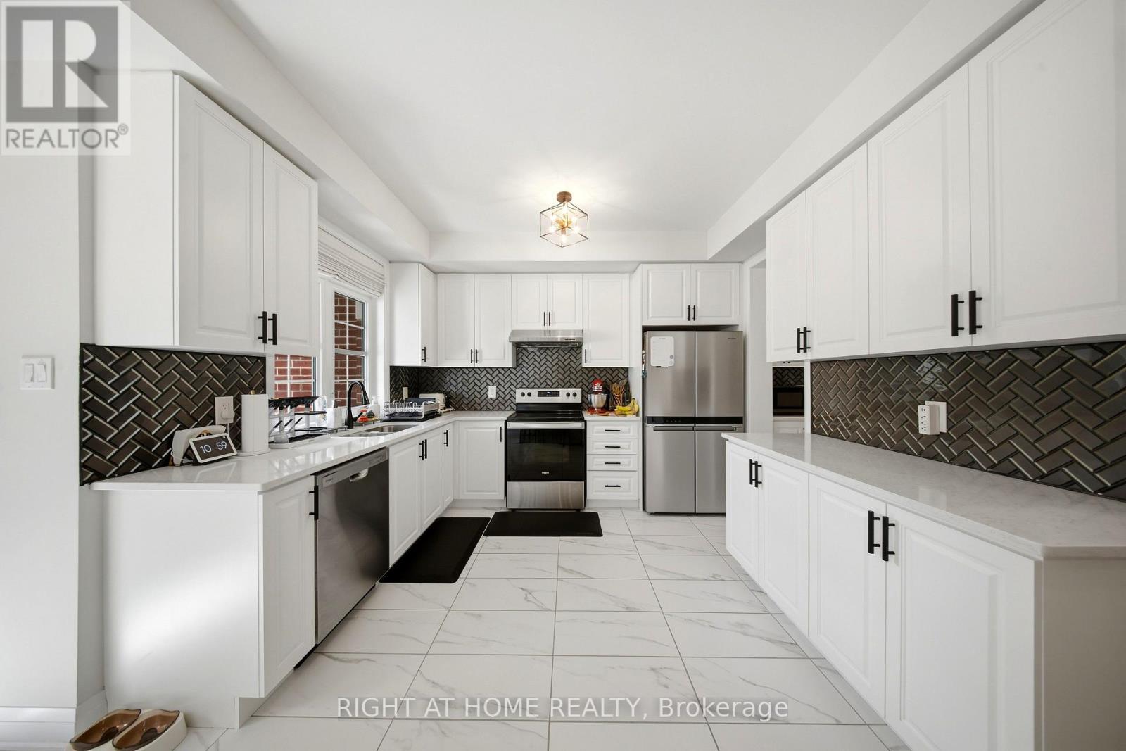 9809 Keele Street, Vaughan, ON